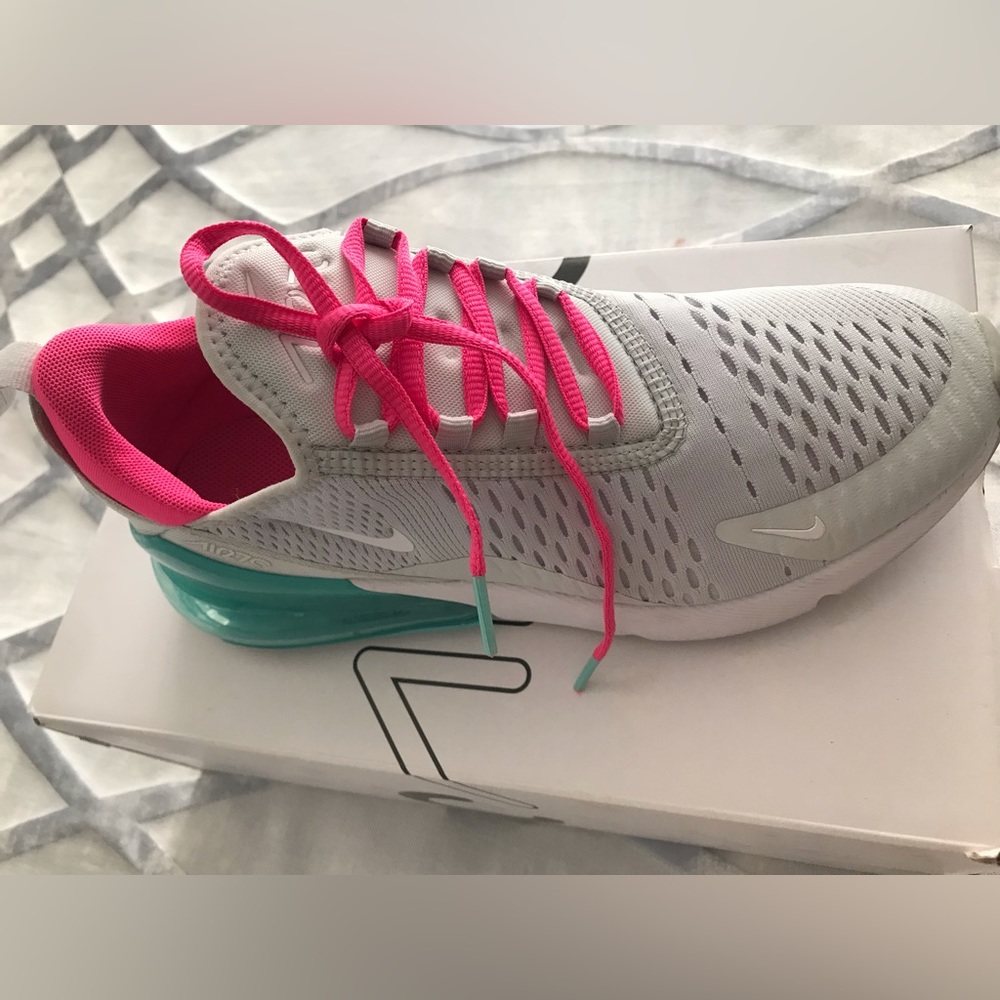 Air Max 270